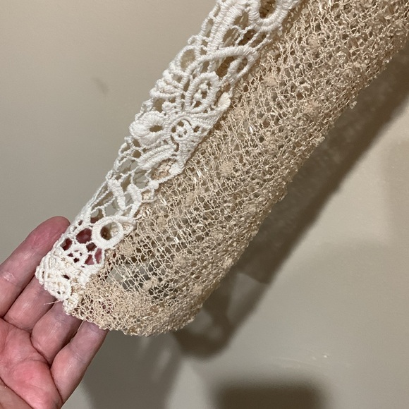 Altar’d State top - Picture 4 of 11